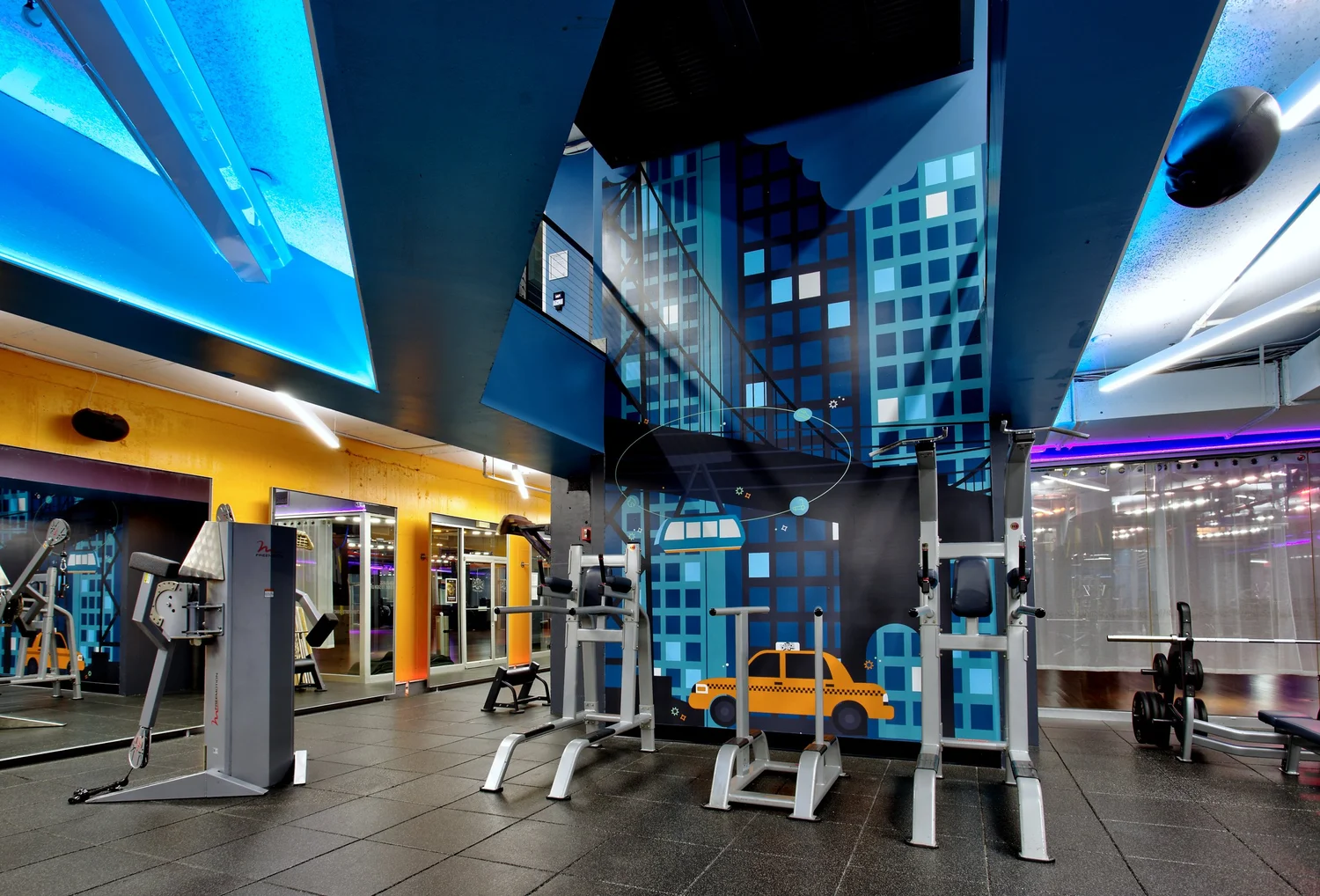 Crunch Fitness 59th St Re-Opening