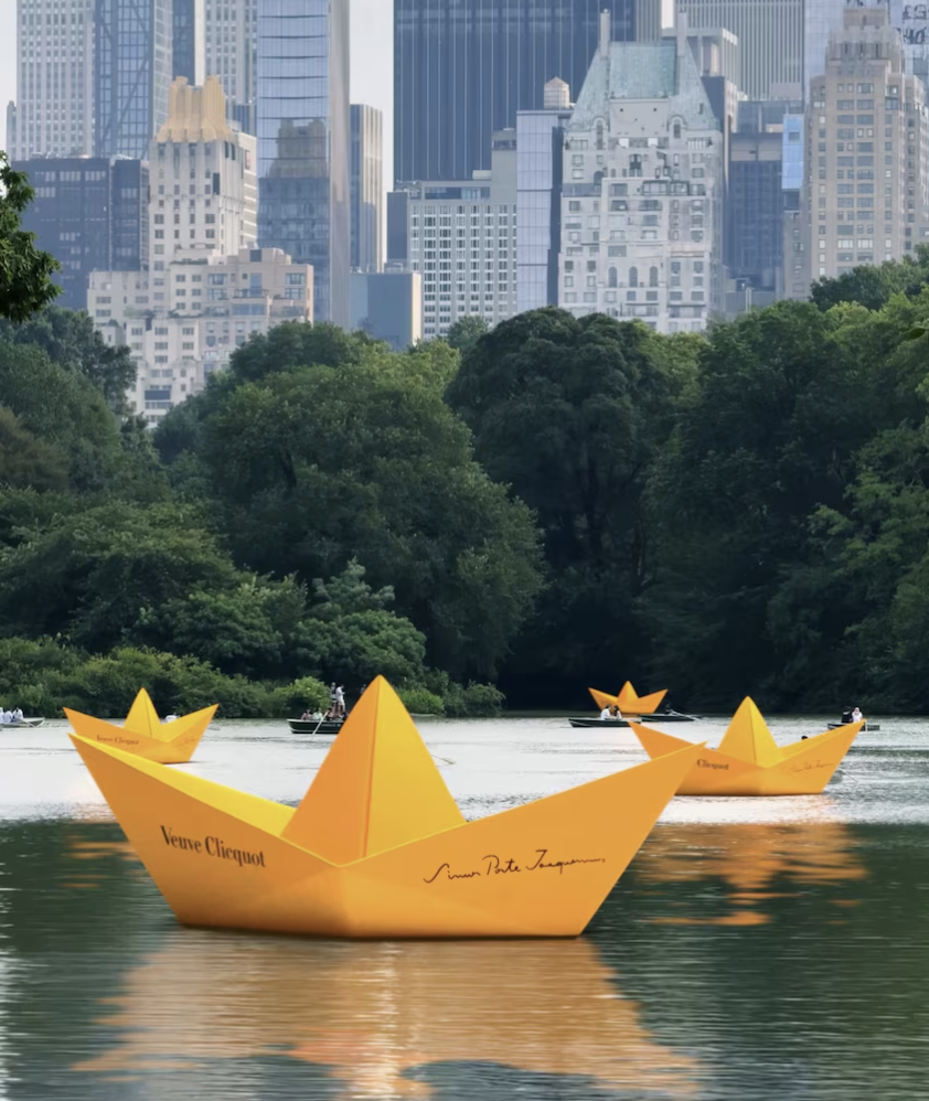 Veuve Clicquot x Simon Porte Jacquemus Le Pique-Nique Sur L’Eau Experience