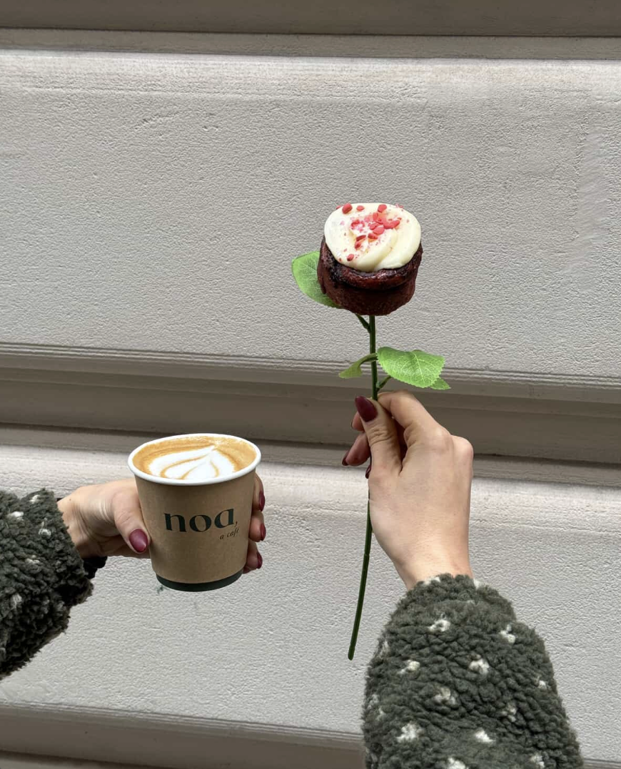 noa, a bakery Valentine's Day