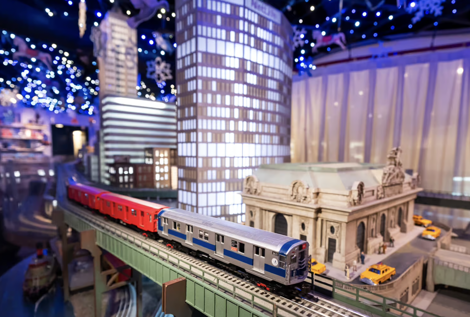 New York Transit Museum Holiday Train Show