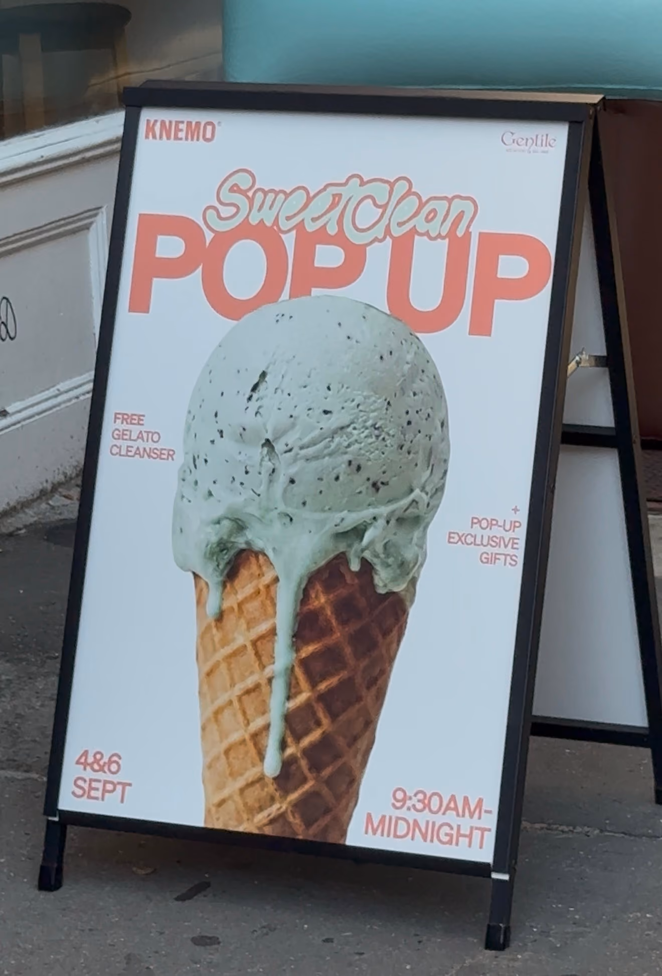 KNEMO Sweet Clean Pop-Up