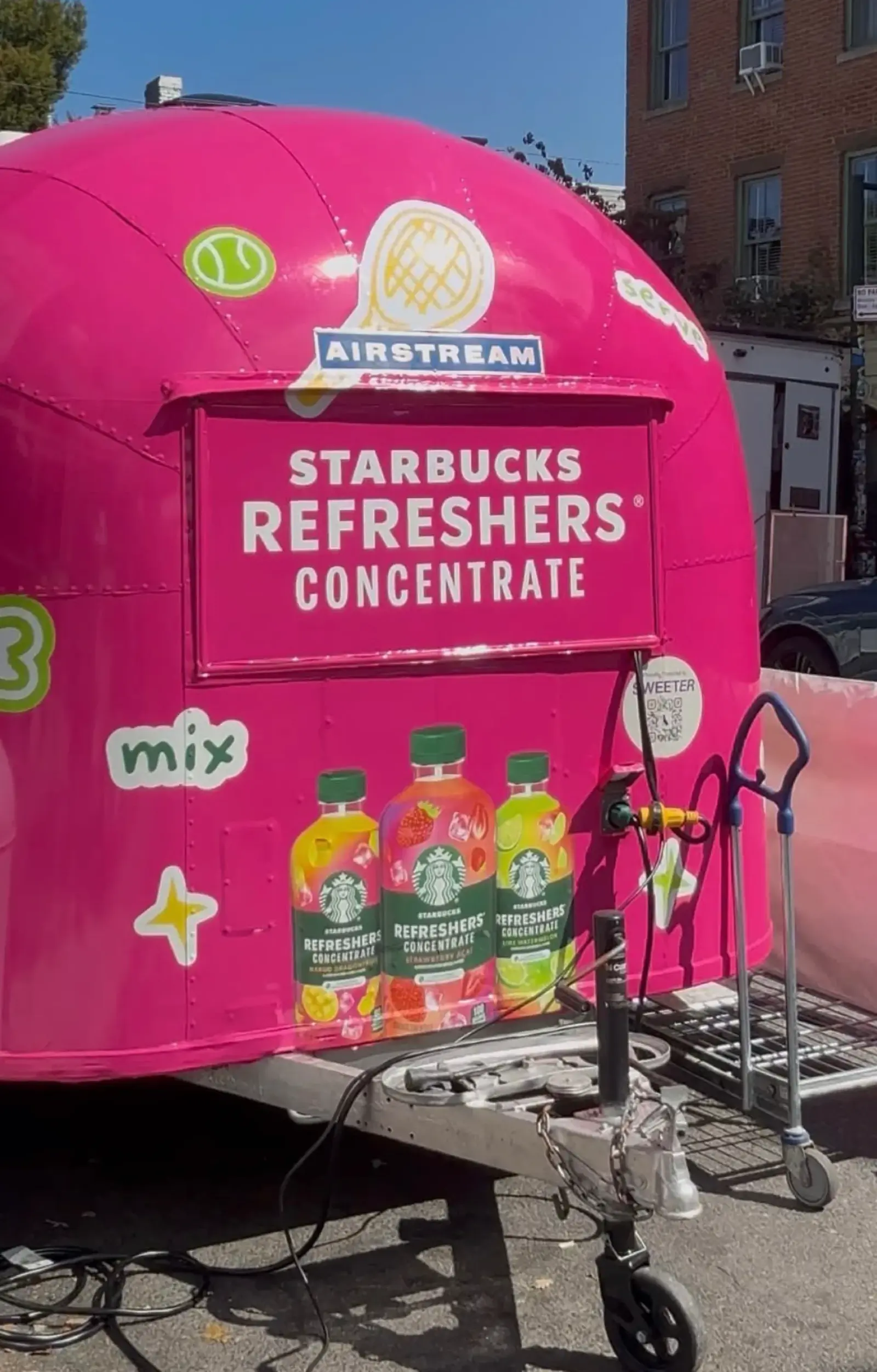 Starbucks Refresher Pop-Up