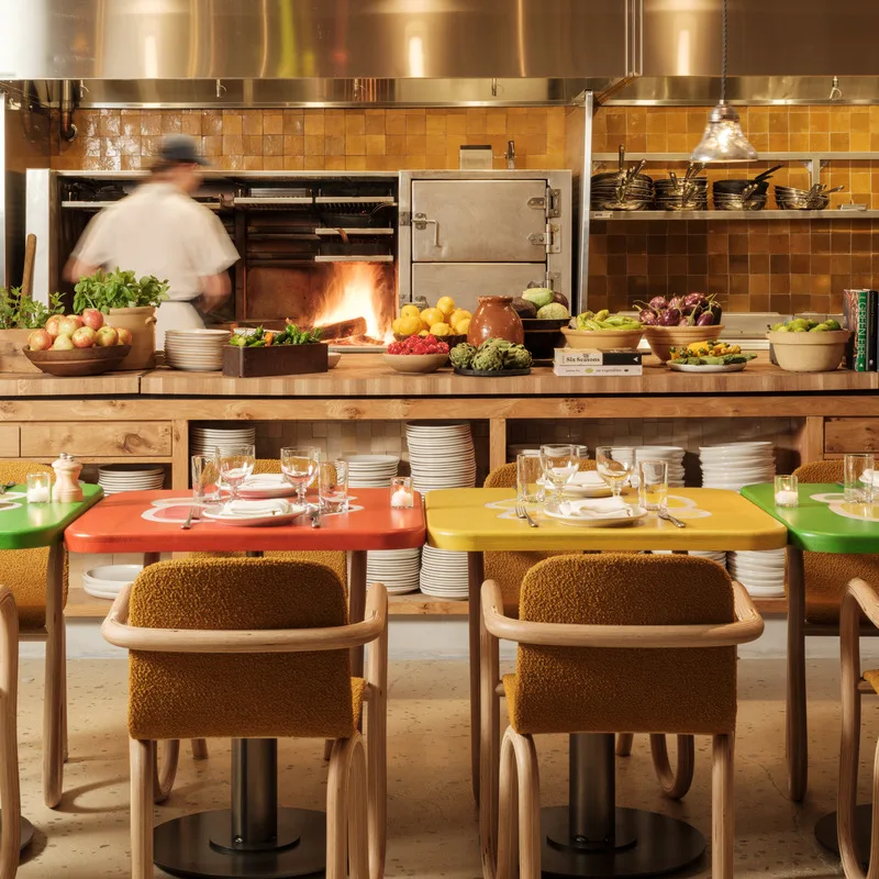 Manuela restaurant
