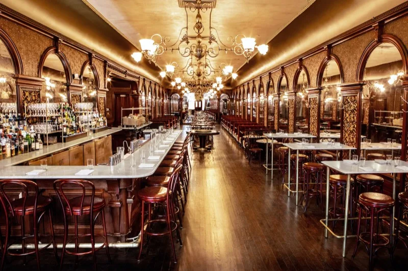 Gage & Tollner restaurant