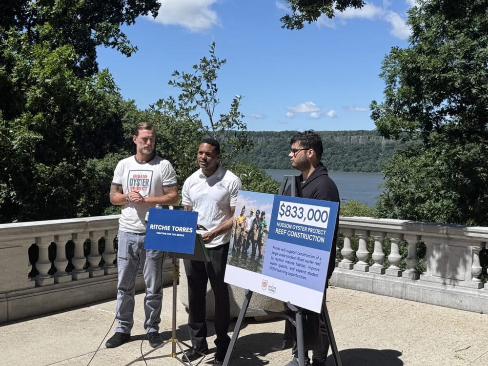 Officials announce $833,000 for Hudson River oyster reef construction at a press event