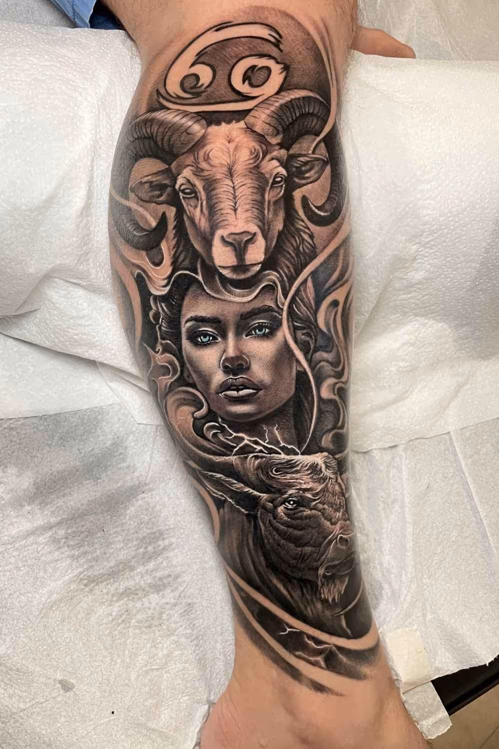 Tattoo von Love and Hate Tattoo Freising