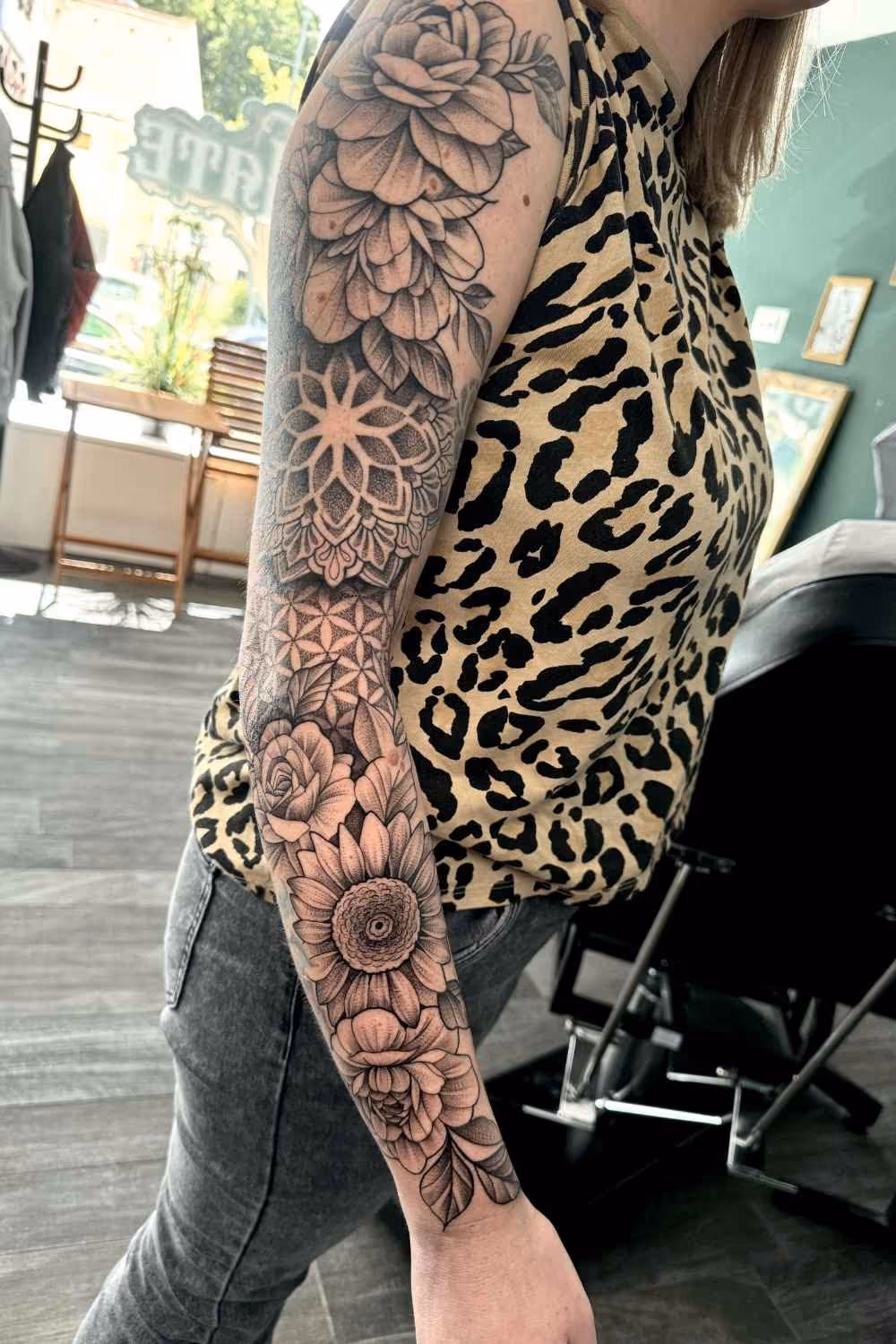 Tattoo von Love and Hate Tattoo Freising