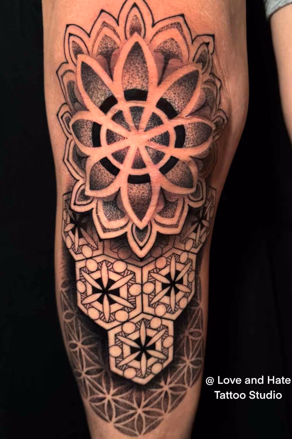 Tattoo von Love and Hate Tattoo Freising