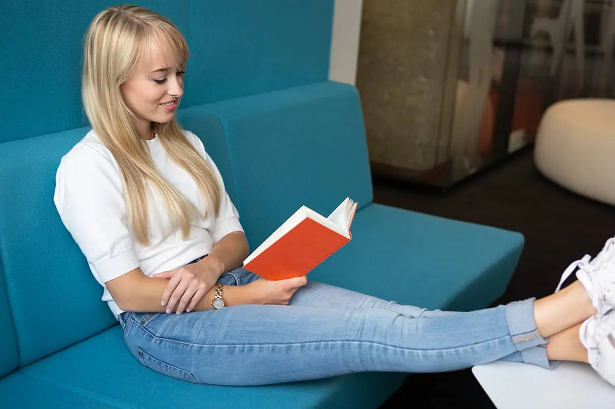 weiterbildung verein - lesen frau