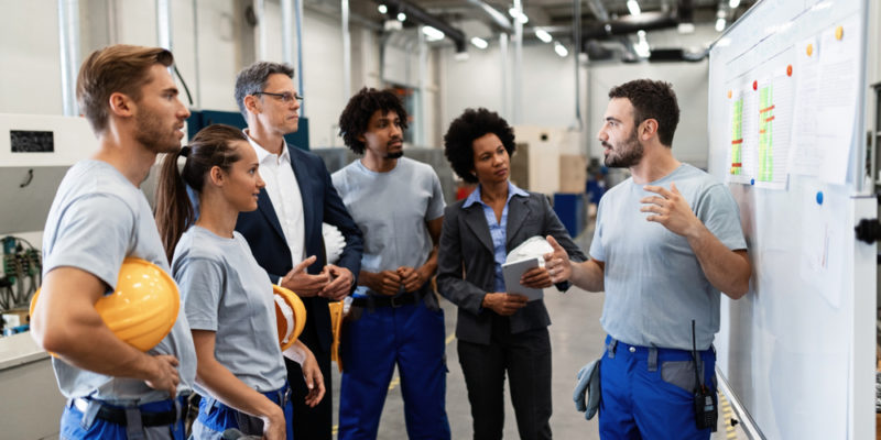 How to Train Logistics Warehouse Employees