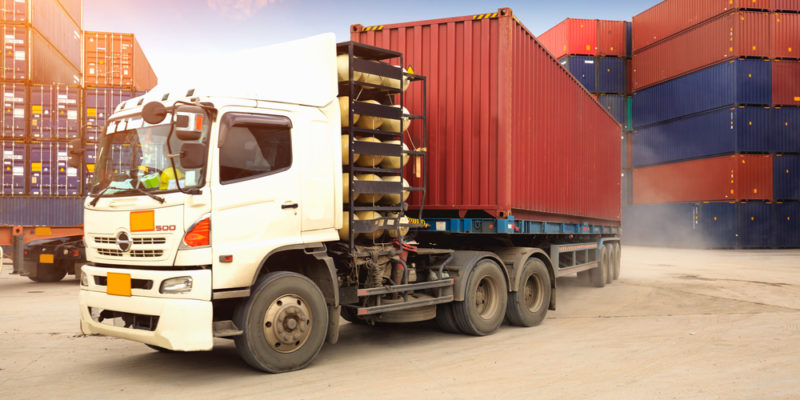 How to Choose the Right Road Freight Provider for Your Business