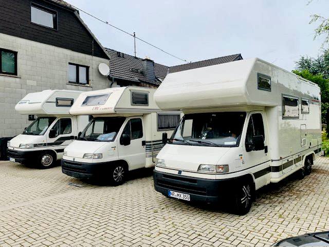 Wohnmobile bei Bellersheim in Eitorf