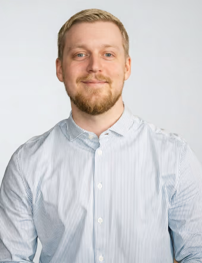 Portrait von Lucas, Full Stack Entwickler bei Refrsh