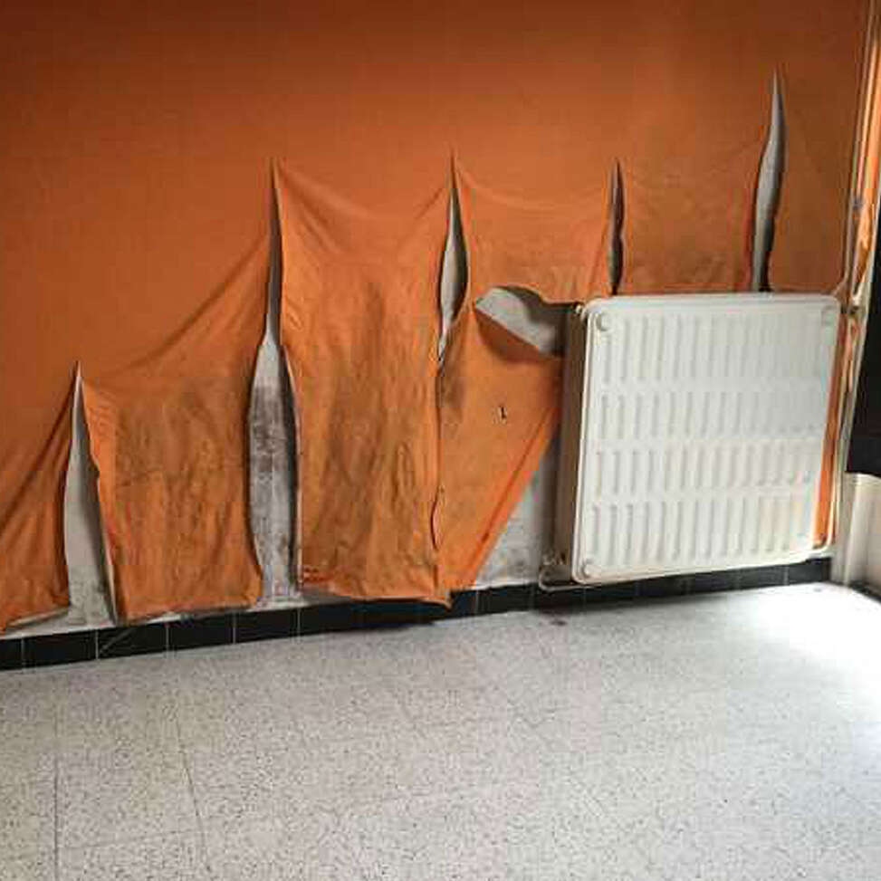 Reconnaître un mur intérieur humide