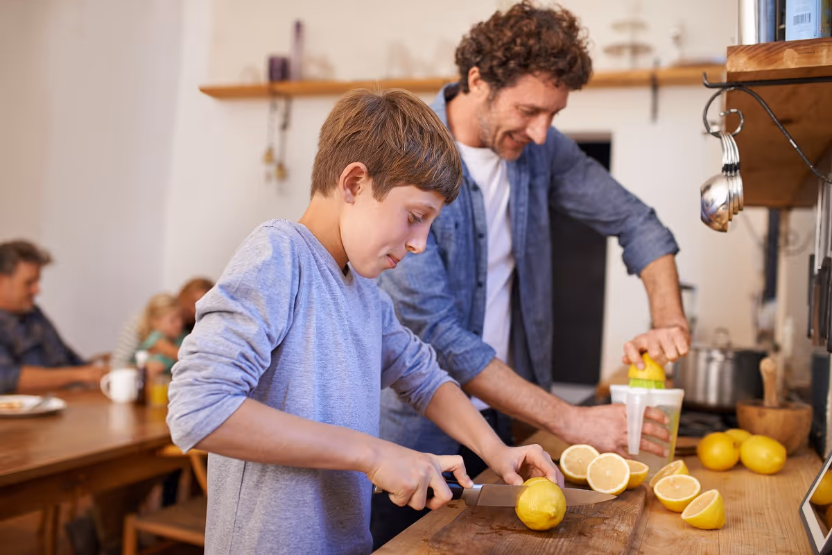 Raising Generous Kids: 5 Summer Activities that Encourage Selflessness