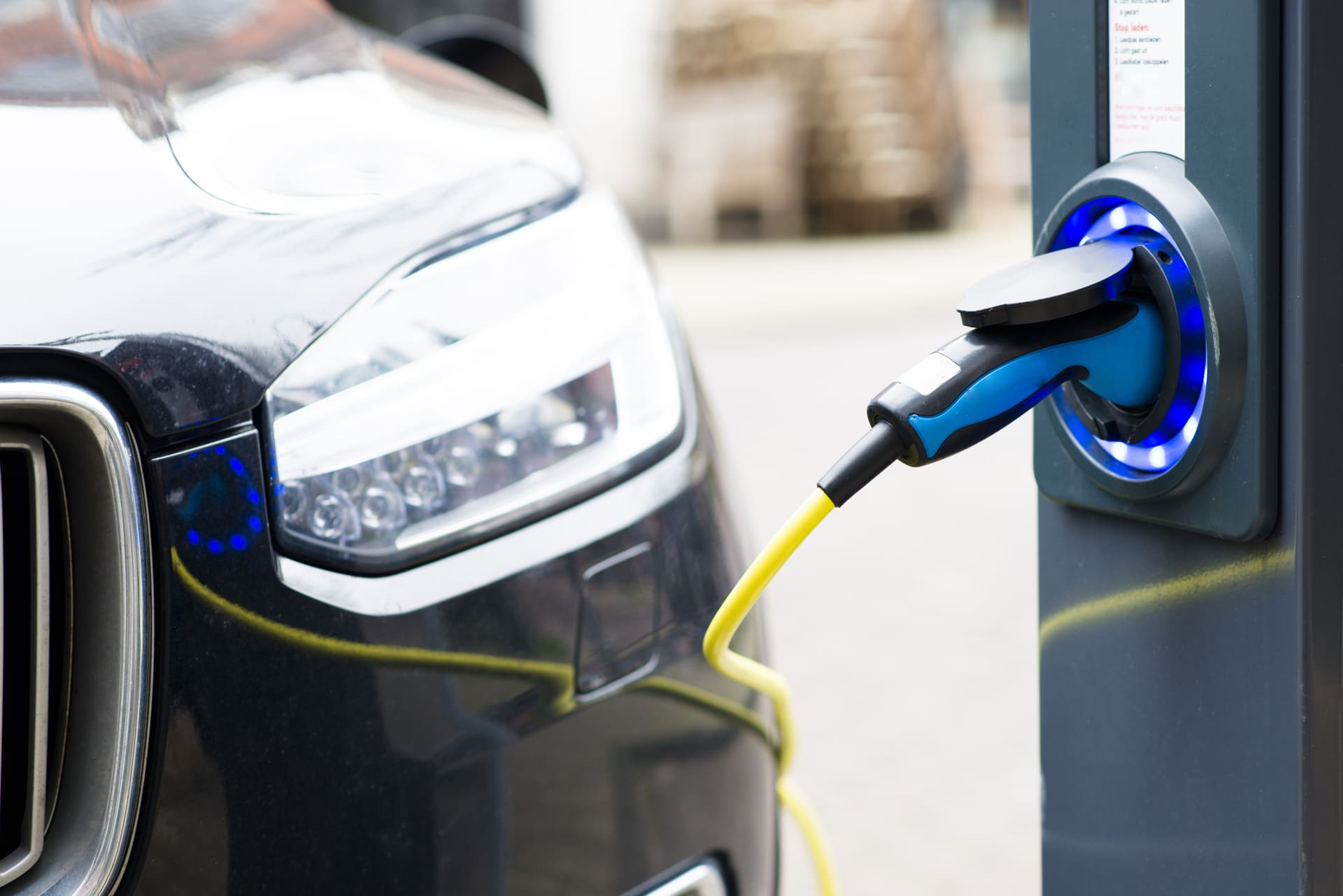 Installation de borne de recharge électrique à Besançon