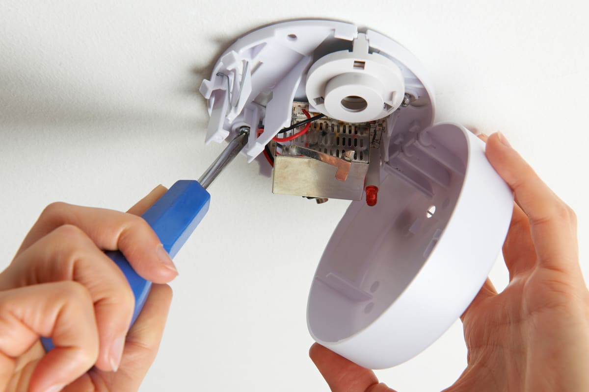 Installation d’une alarme maison : prestation d’électricité par Matelec