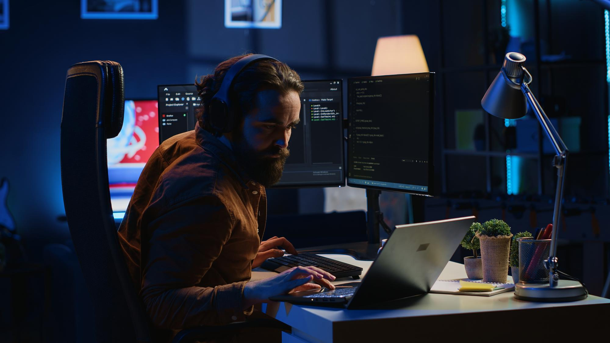 Desarrollo de Software: etapas, tendencias y ventajas del outsourcing
