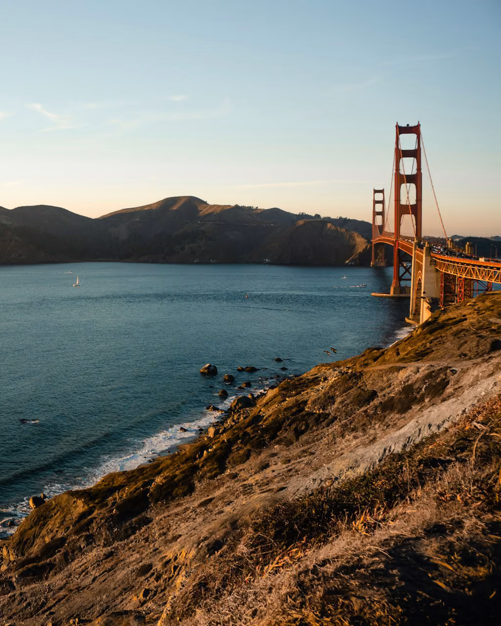 Golden gate bridge at sunset