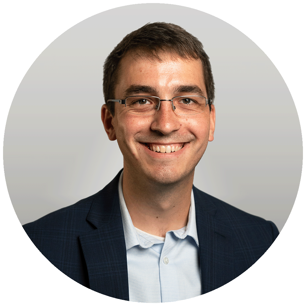 Headshot of Dennis Hillary, Senior Service Engineer, Helios Gear Products