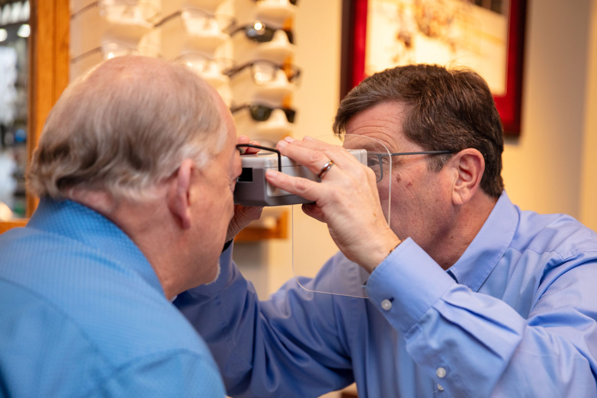 eye wear fitting