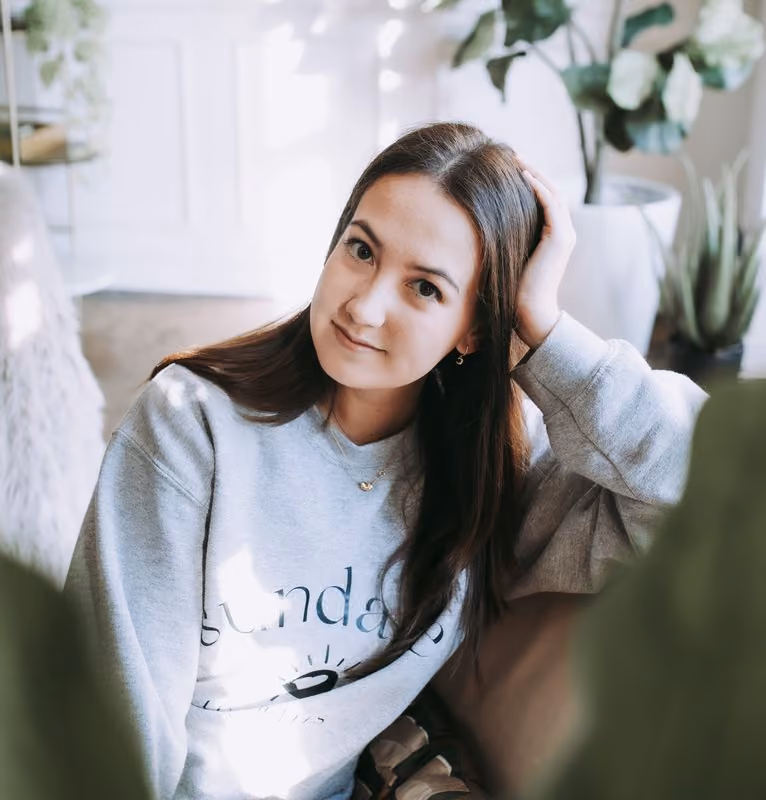 julia-profile-photo