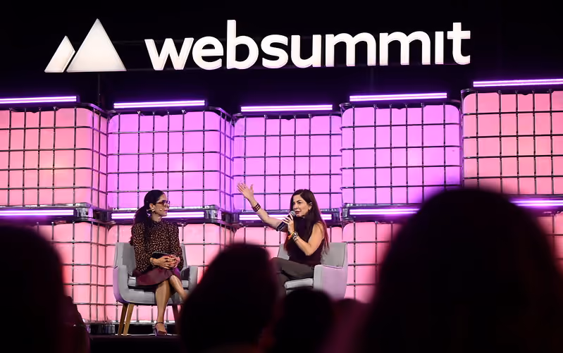 Nobody scales alone: network, community and tech as competitive advantage
