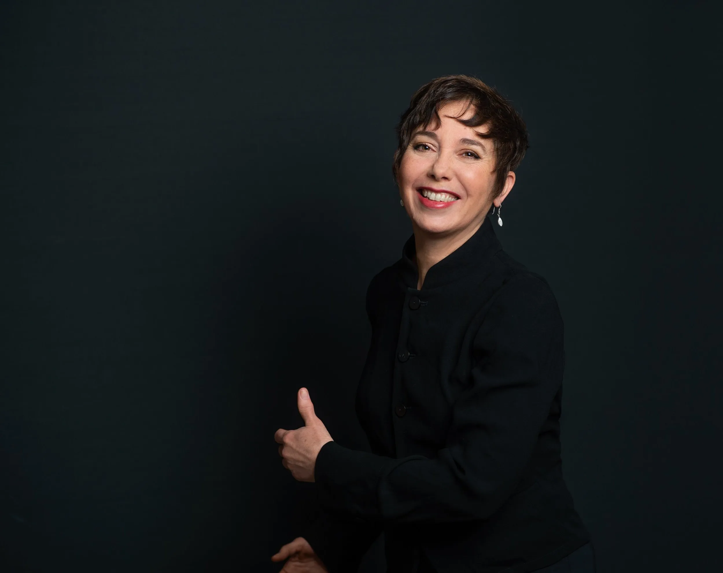 Dyane Neiman, co-founder of Female Speaking Berlin and founder of THE BEAR storytelling community