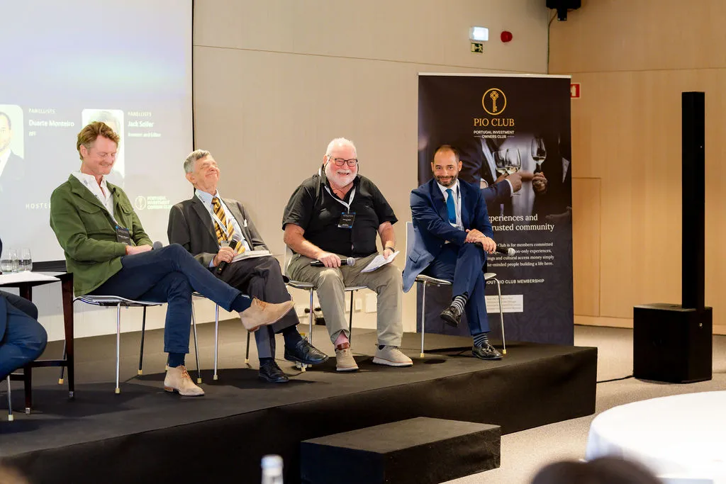 Industry experts discussing Portugal's future at the Portugal Investment Forum