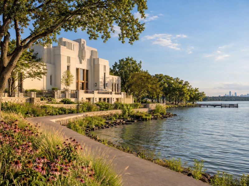 Bath House Cultural Center in Dallas