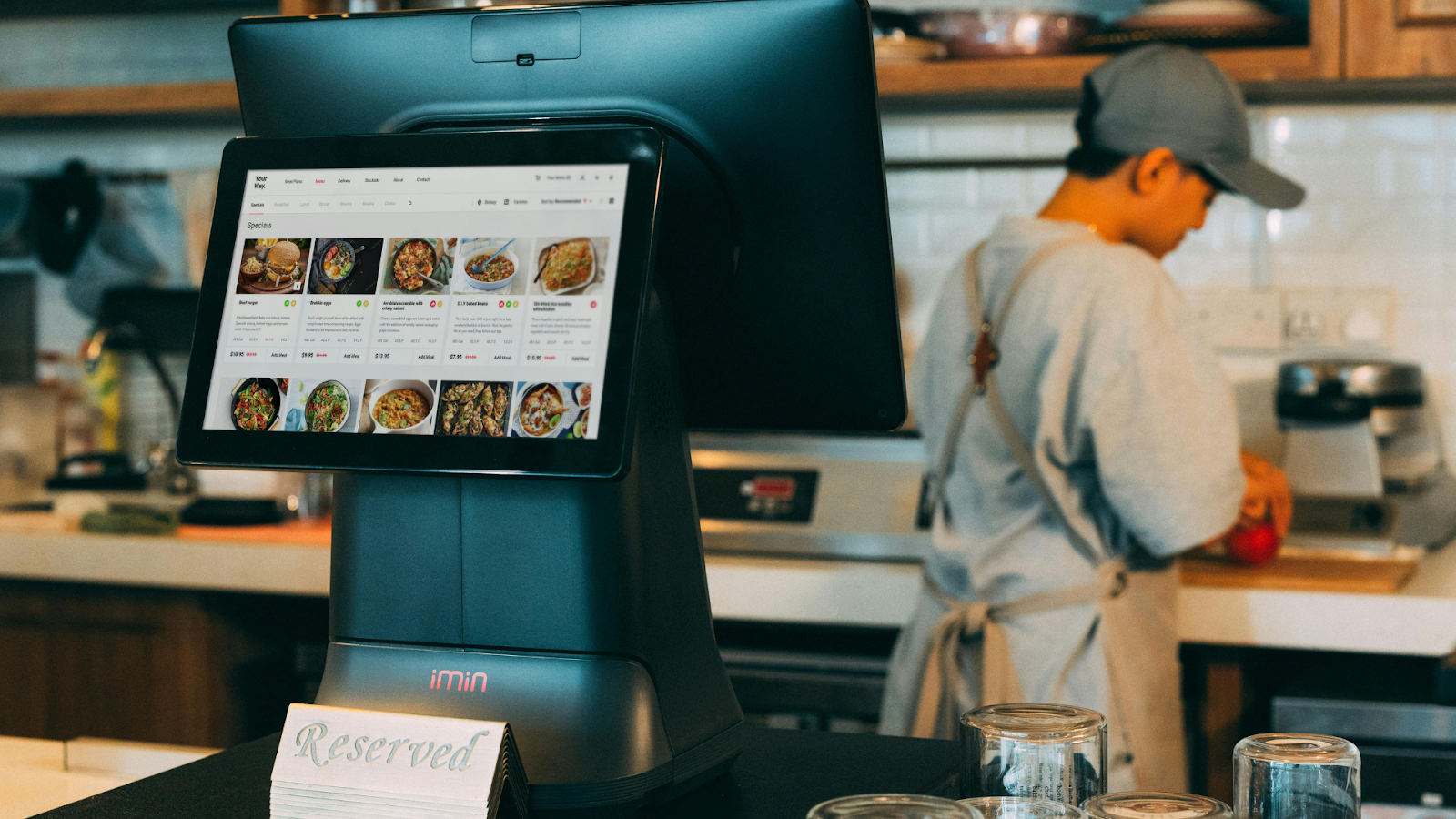 5 Key Benefits of an Automatic Menu Ordering System