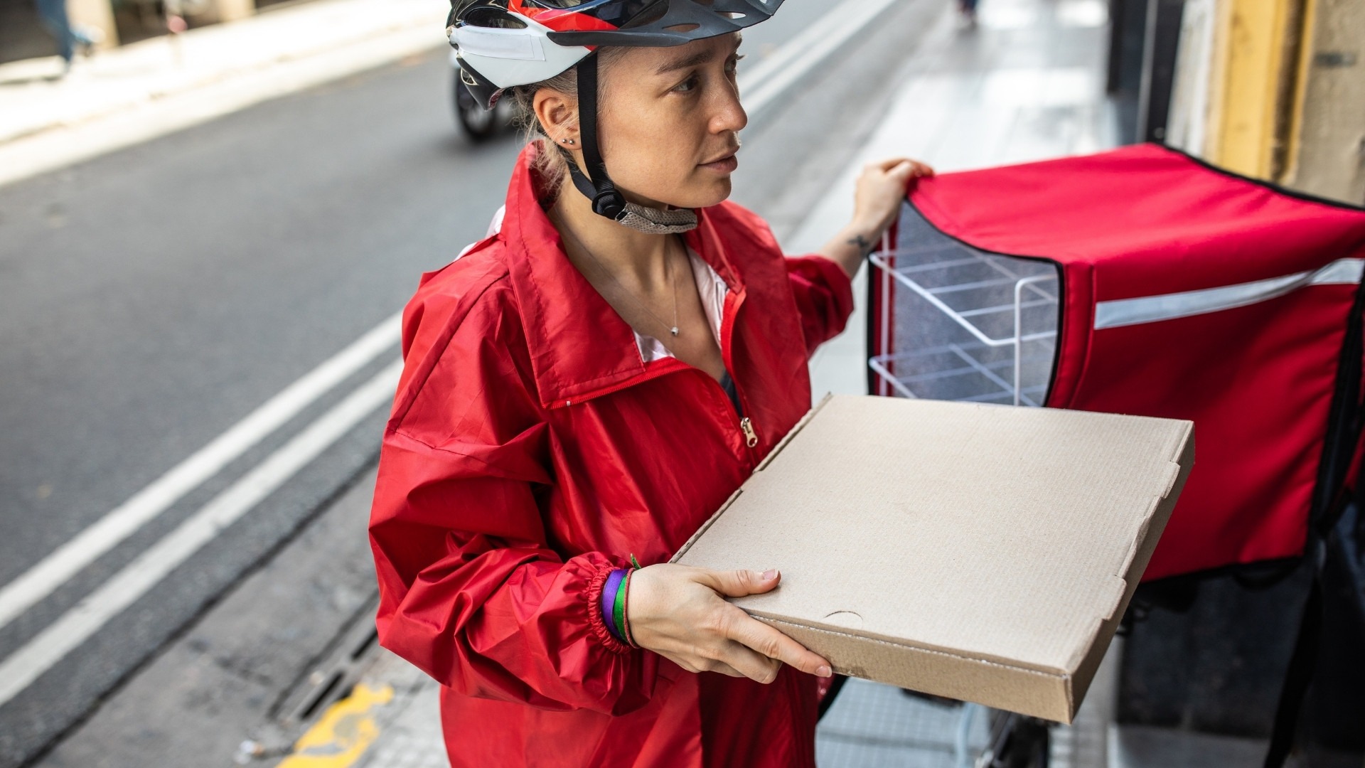 The Trade-Offs Behind Food Delivery Apps in Vancouver