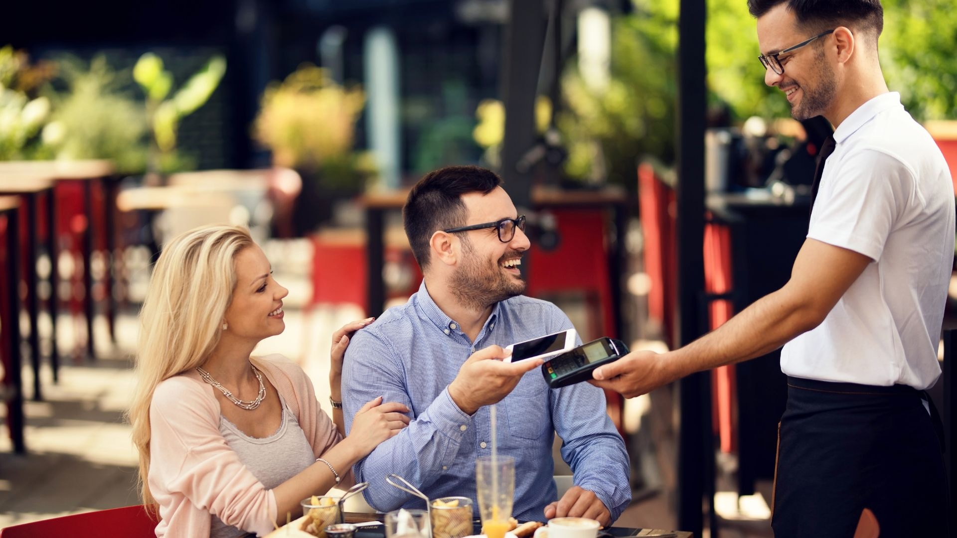 How Contactless Payments Became Mainstream