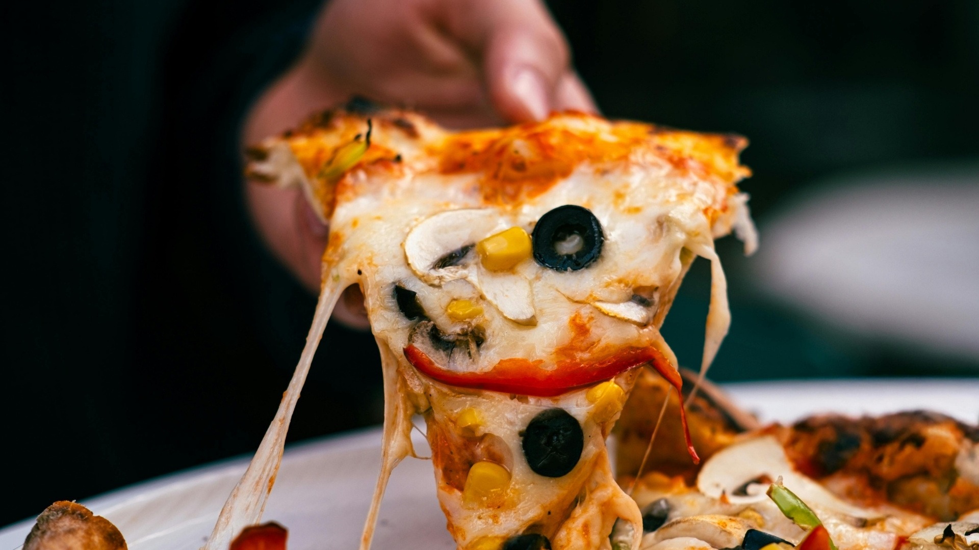15 Pizza Quotes for Every Occasion