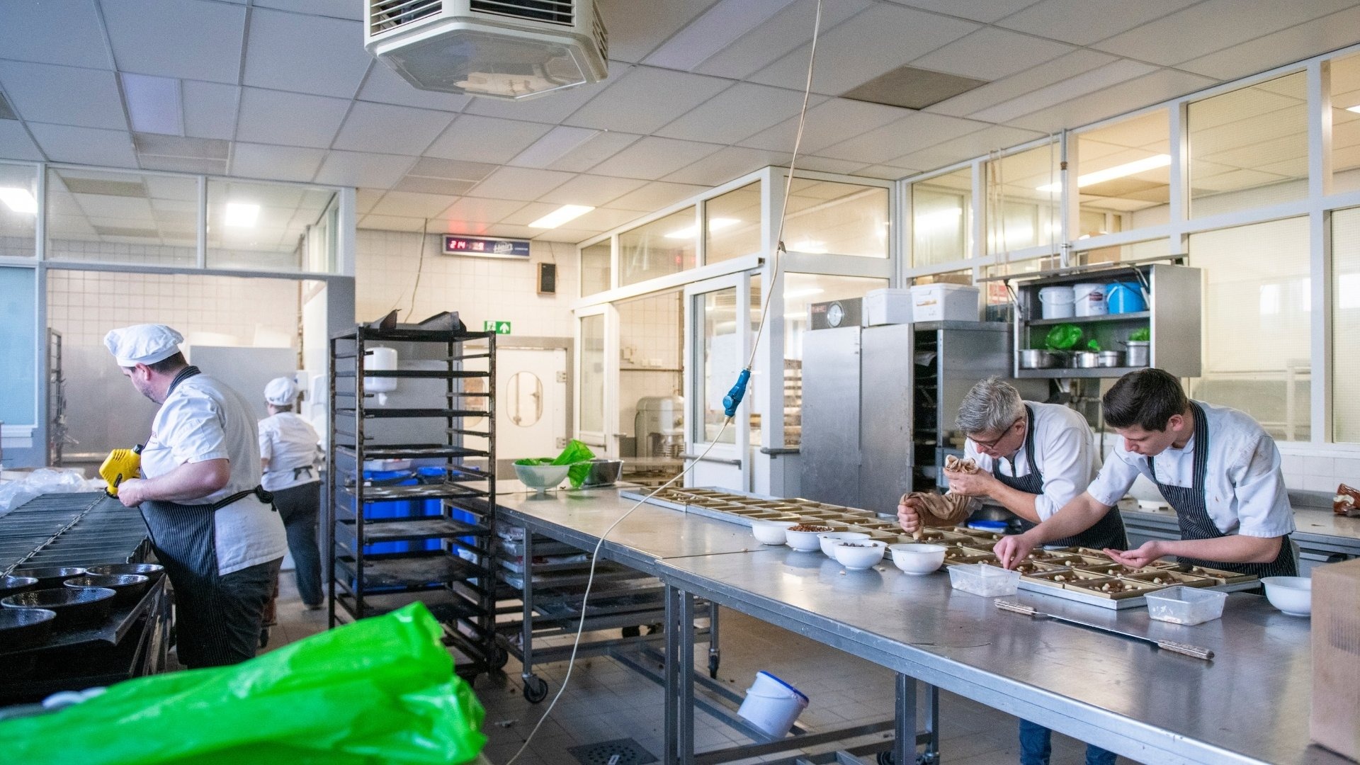 How iOrders Simplifies Cloud Kitchen Operations and Cuts Costs