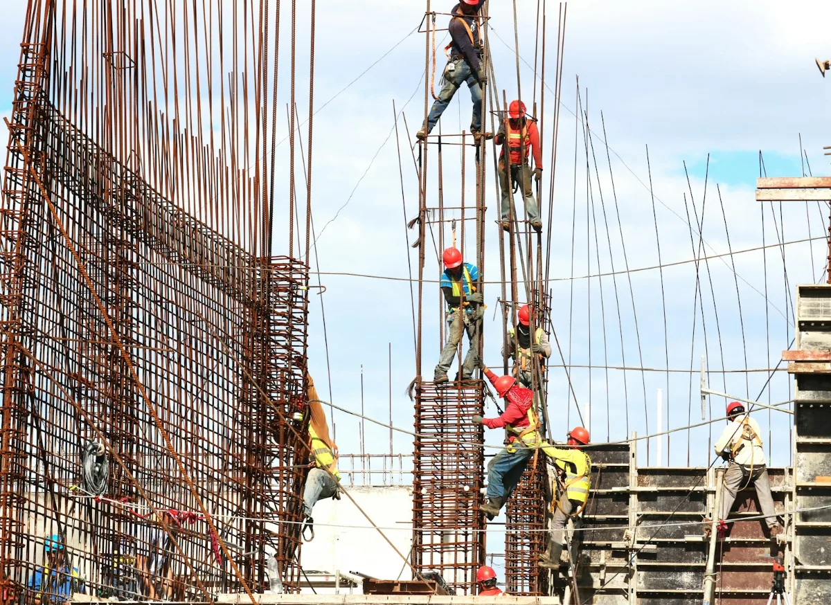 Formation IA dans le BTP : 10 cas d'usage concrets pour les entreprises du bâtiment en 2026