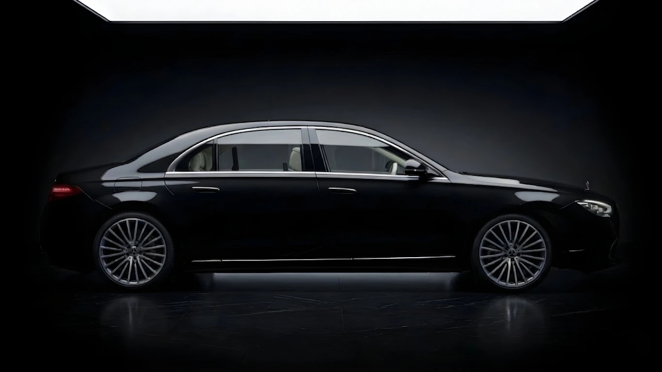 Mercedes S-Class long wheelbase – premium chauffeur vehicle Munich