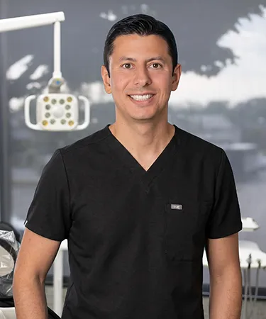 Julián Conejo, D.D.S., D.M.D, MS., Prosthodontist, Clinical Lab Director