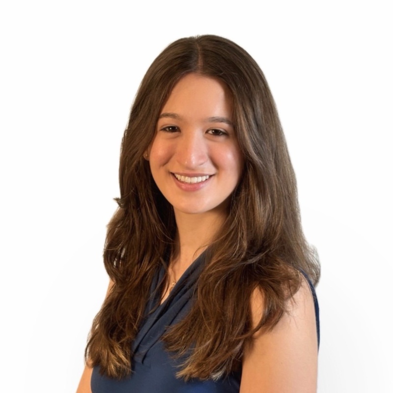 Alexis Betancourt, Client Service Associate