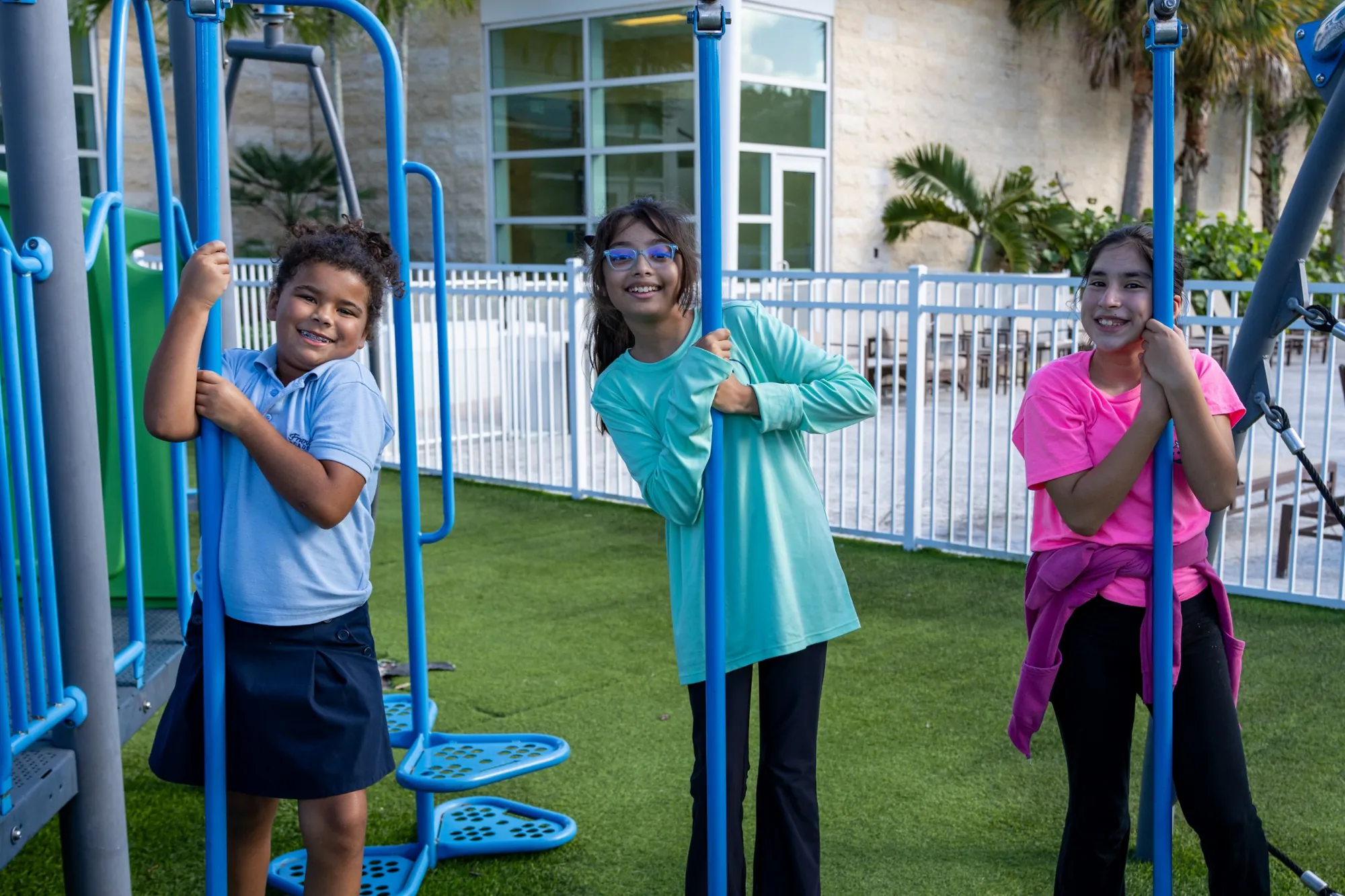 jcc-aftercare-playground-friends-01