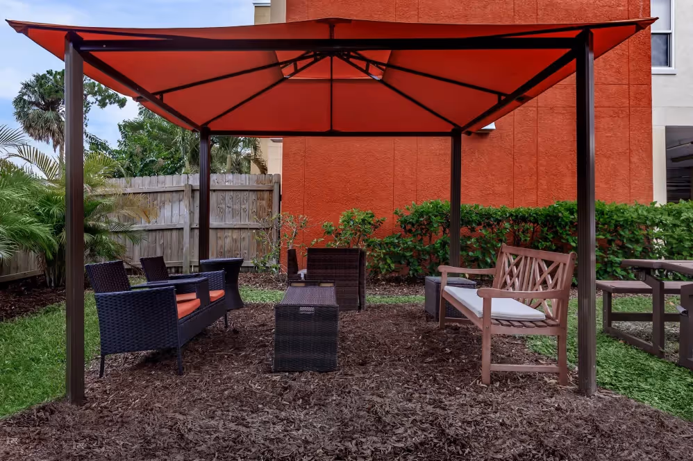 Exterior seating area