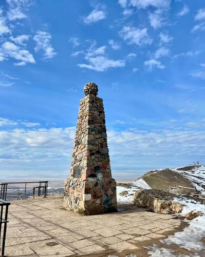Sunrise Ensign Peak Run + Hike