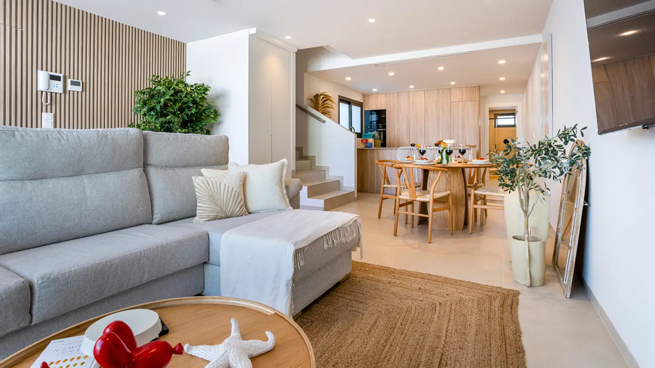 Brightly patterned wool area rug on a hardwood floor in a Yakima living room