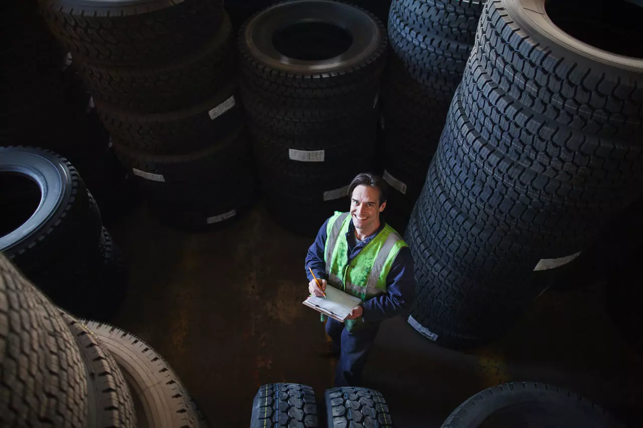 Core Elements of Smart Inventory Management Programs That Manufacturing Companies Should Pay Attention To