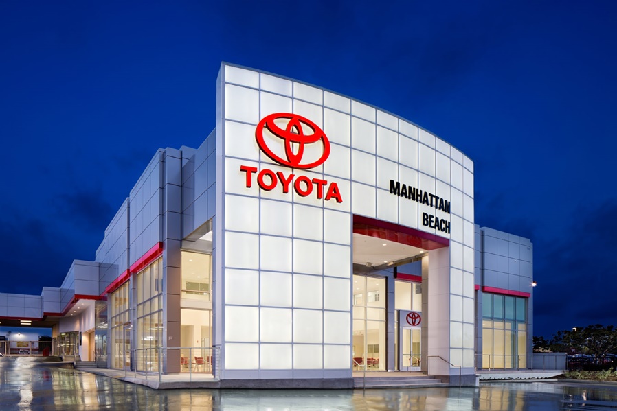 Manhattan Beach Toyota 1