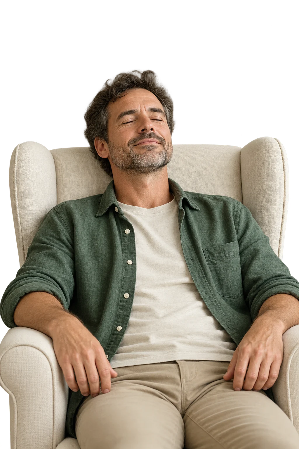 Entspannter Mann mit geschlossenen Augen im Sessel bei der Hypnotherapie