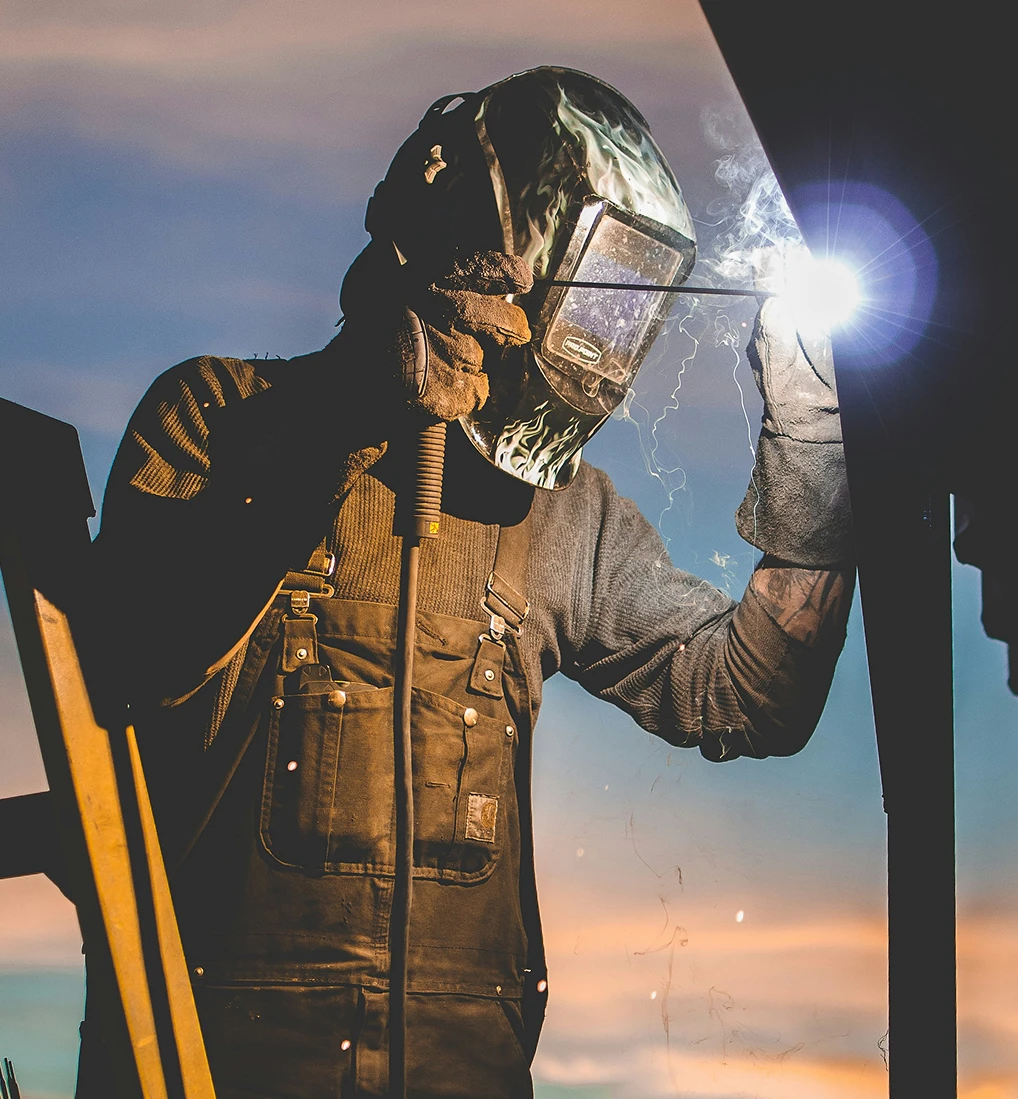 kontrek-home-two-strength-image-one