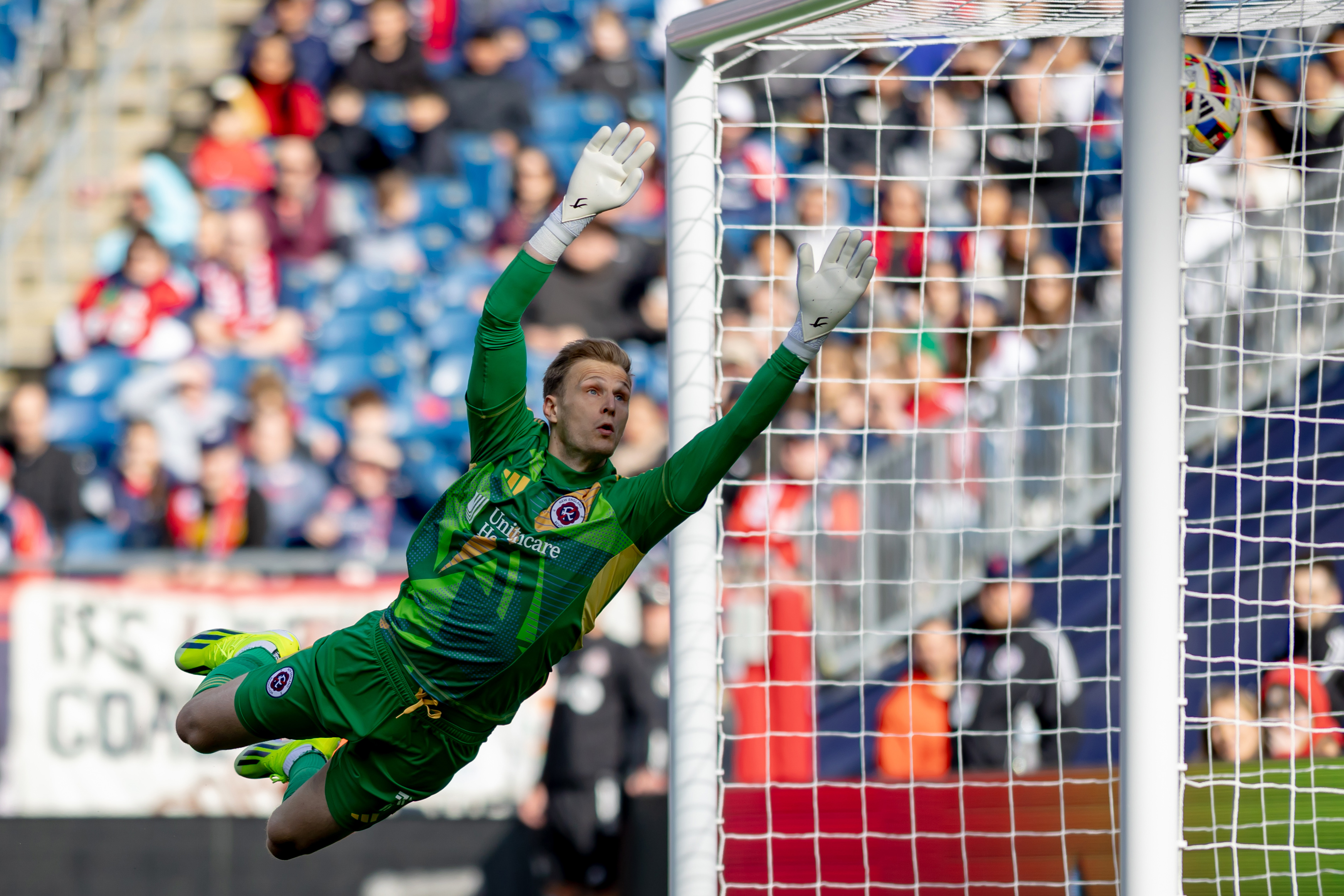 Toronto FC Secures Crucial Victory Over New England Revolution with Insigne's Decisive Strike