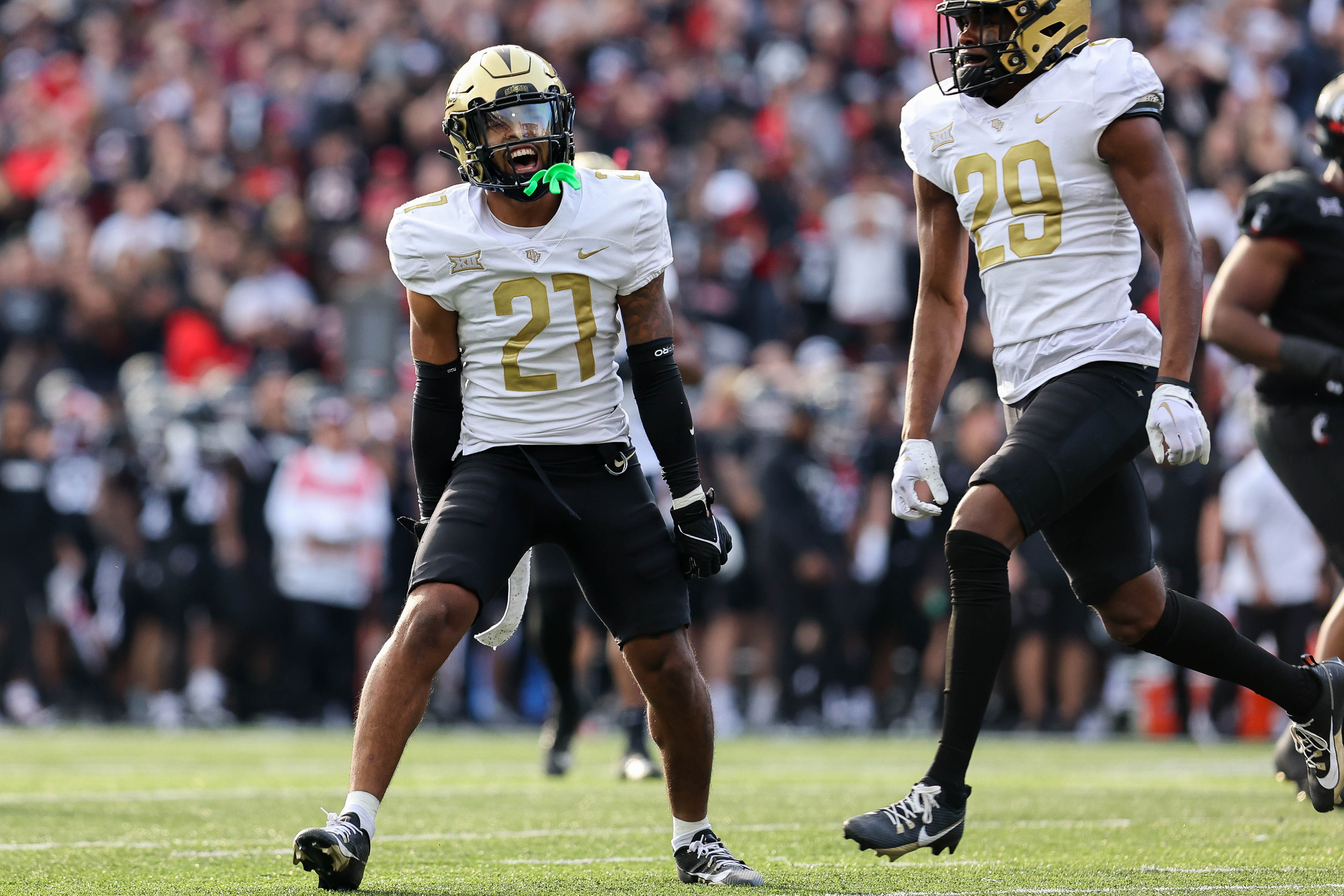 Cincinnati Bearcats' Struggles Continue in Loss to UCF