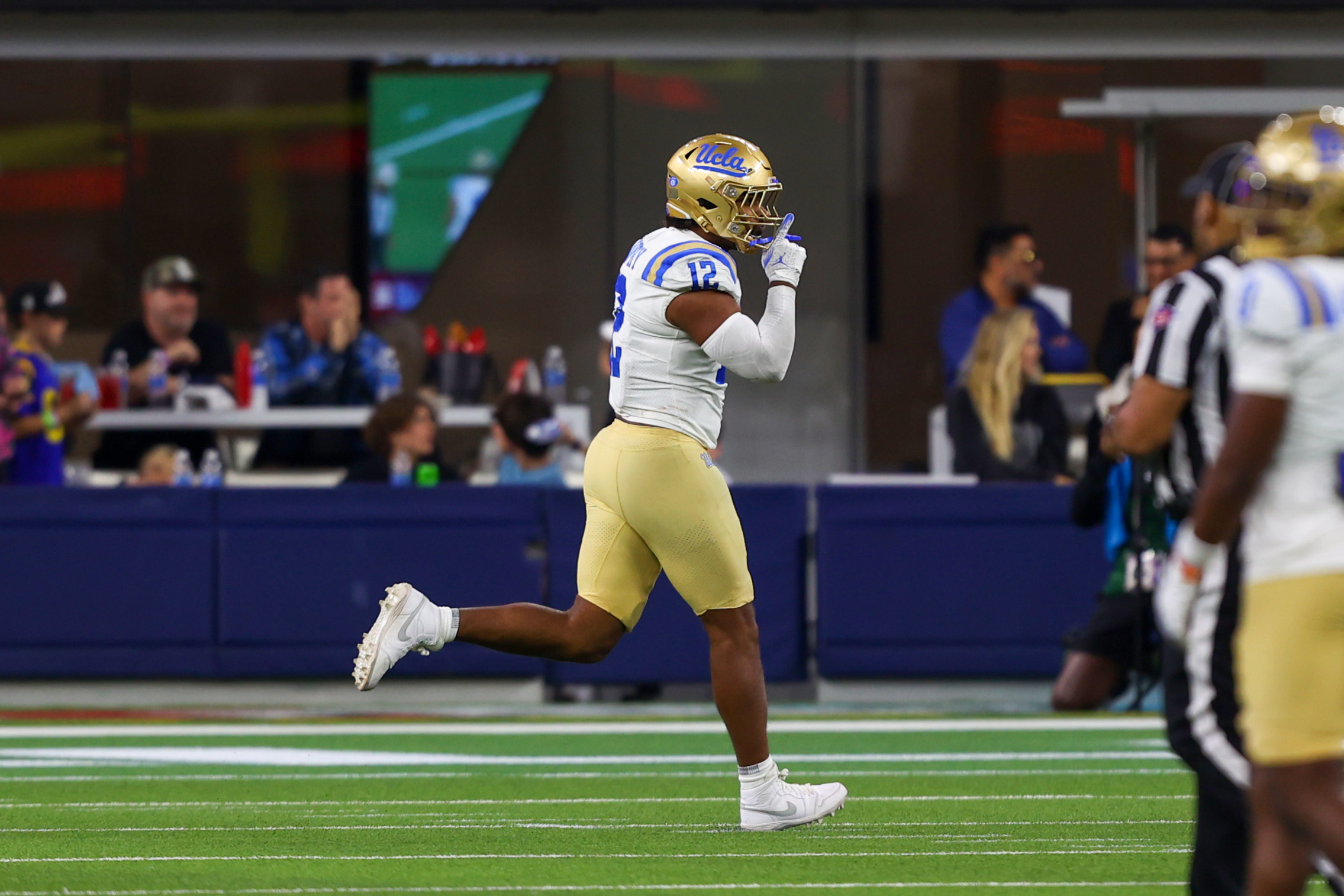 UCLA Comes Back from Deficit to Cap Season Off With a Win